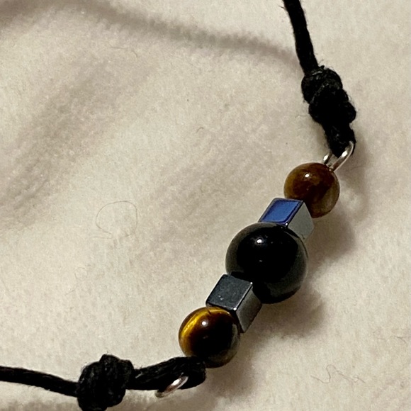 Protection Natural Gemstone Bracelet, adjustable - Picture 3 of 7